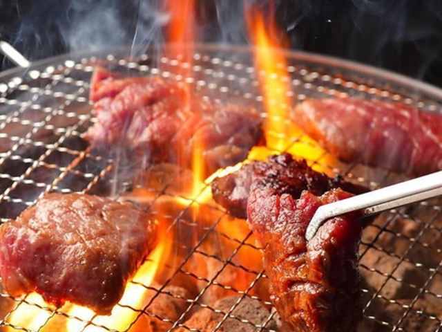 炭火焼肉&Bar 龍&Ryuの写真1