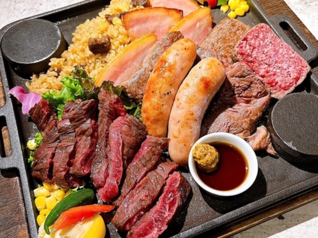 CAFEDINING&STEAK GOD TENDER カフェダイニングアンドステーキ ガッテンダー 高畑店の写真1