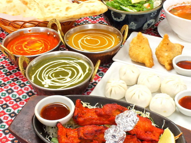 Deep Asia Dining 草津店の写真1