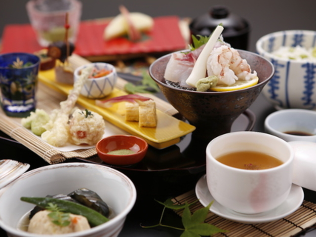 日本料理 堂満の写真1