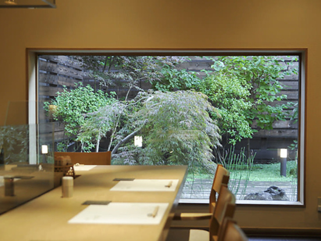 和三條 かた岡の写真1