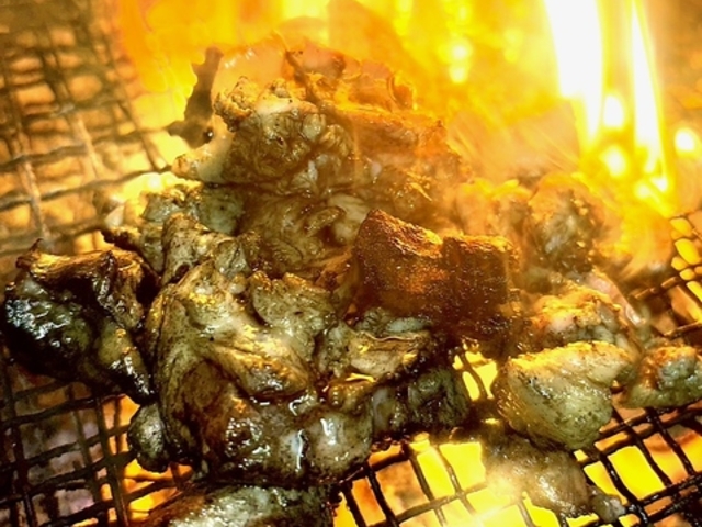 地鶏酒家 黒かしわ 黒崎店の写真1