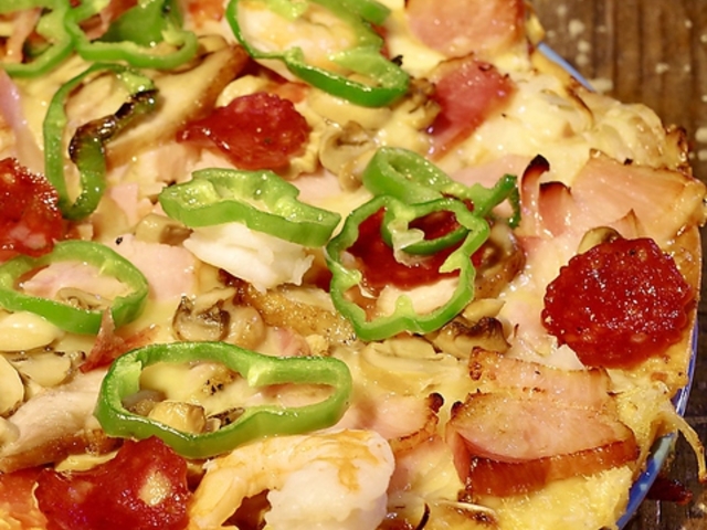 Bird old pizza houseの写真1