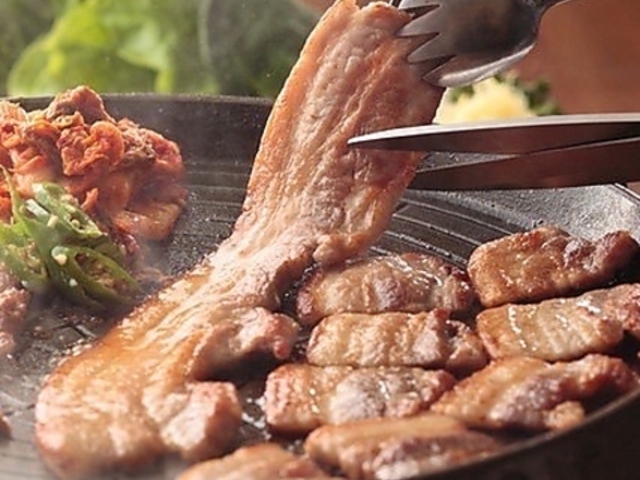 韓国食堂 ハヌルオンマ カリーノ菊陽店の写真1