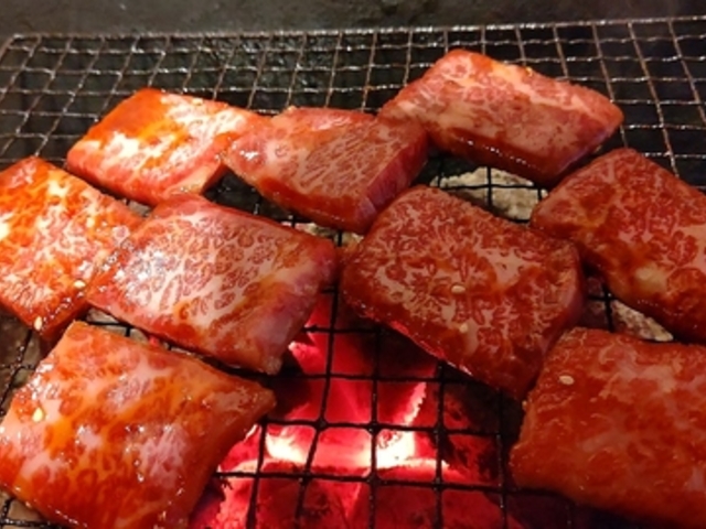 炭火焼肉 恵命園の写真1