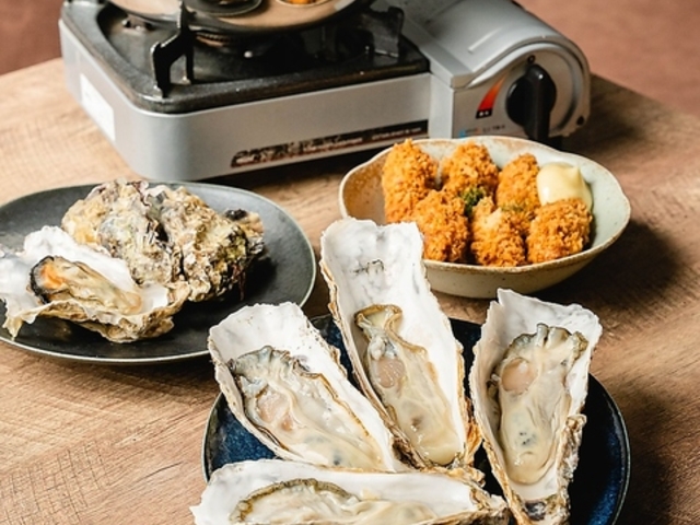 かき小屋フィーバー 六甲道店の写真1