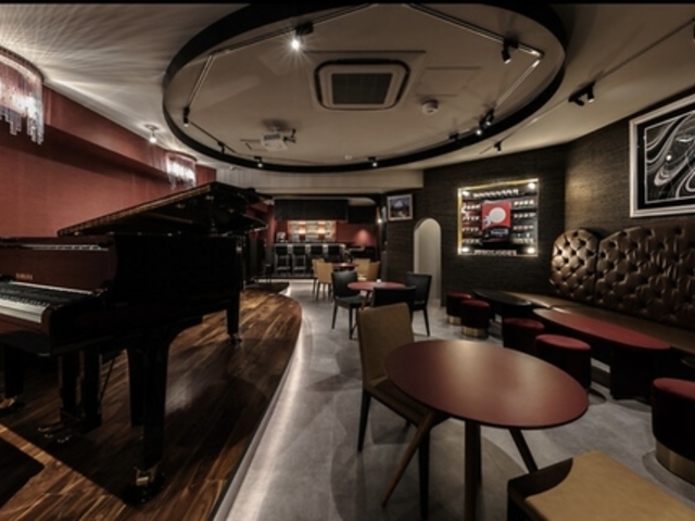 Piano Bar Tower8 of 花札占師の写真1