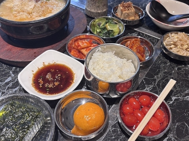 韓国家庭料理ぶーちゃんの写真1