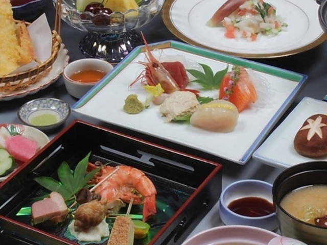 ホテル春茂登の写真1