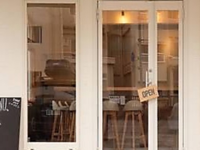 鉄板焼きプリュネの写真1