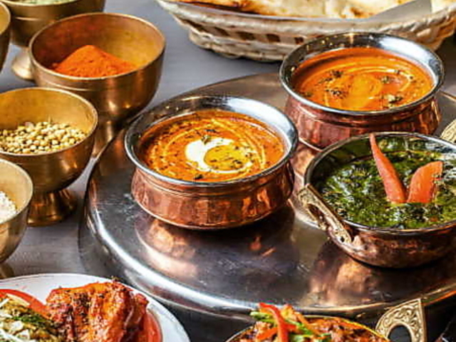 ヒマラヤダイニング&バー 大倉山店の写真1