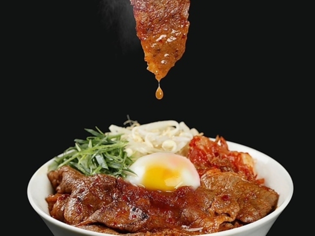 焼肉丼 たれ櫻の写真1