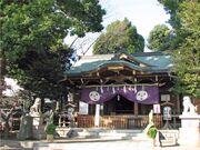 中目黒八幡神社の写真1
