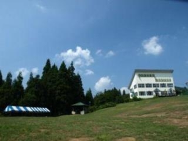 五日町天池教育グリーンキャンプ場の写真1