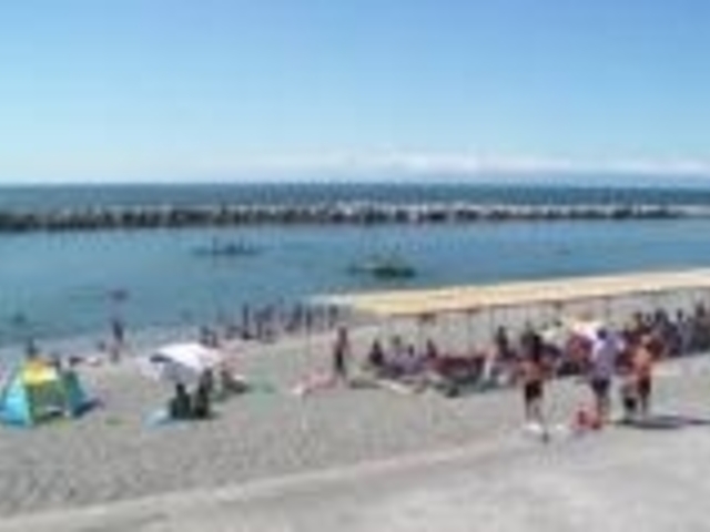 前浜海水浴場の写真1
