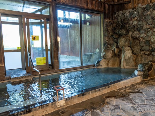 風情のある内湯_白馬八方温泉 みみずくの湯