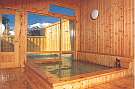 乳白色の温泉。OFF期の平日なら貸切可