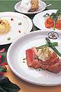 旬の素材を取り入れた和洋折衷のお料理