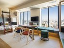 OMOハウス(6名定員):トリプル仕様の二段ベッドとキッチンを備えた、家族や友人との滞在向けの客室です。