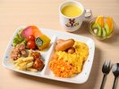「キッズプレートの盛り付けイメージ」土日祝はキッズコーナーが登場。