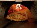 2階 イタリアンレストラン 「トラットリアカンポフェリーチェ」 薪窯