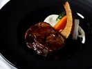 鹿肉の赤ワイン煮込み