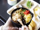 朝食ビュッフェ・奄美名物鶏飯(けいはん)
