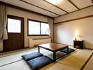 ○本館:和室【バス・トイレ共同】※17年9月より禁煙室