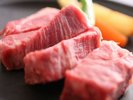 信州産牛の陶板ステーキ。お客様のお好きな焼き加減で召し上がれ!(イメージ)