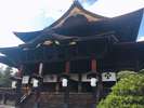 一生に一度は訪れたい名刹、信州長野善光寺。門前町もお楽しみの一つ。