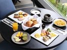 ブッフェ&カフェ スロープサイドダイナーザクロ(食事イメージ)