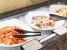 ブッフェ&カフェ スロープサイドダイナーザクロ(食事イメージ)