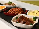 【朝食】やっぱりおいしい!定番のスクランブルエッグなどの温製料理