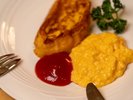 【朝食】スクランブルエッグとフレンチトーストのマリアージュ