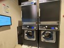 2F ランドリーコーナー(有料:キャッシュレス決済のみ)