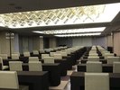 会場