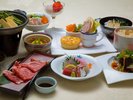 【メインは黒毛和牛のすき焼き】会席料理 ※写真はイメージです