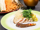 2025年9月10月《お献立一例》洋皿:低温燻製のローストポーク〜バルサミコ酢味噌ソース〜♪