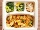 具沢山牛挽肉のデリパスタ※提供内容が変更となる場合がございますので、予めご了承ください。