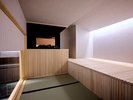 【湯屋 水禅/浴司】茶室をイメージし、和テイストのアロマで楽しむセルフロウリュサウナ。