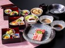 【選べる特製御膳】甲州牛とワイントンのしゃぶしゃぶのほか、旬の味覚を取り入れた三段重
