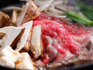 メインはご当地ブランド和牛「つやま和牛」のすき焼き(イメージ)