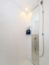 <NEW>ツインベッドルーム(TWベッド+シャワー室)シャワー室イメージ