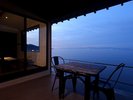 【宿からの景色】刻一刻と表情を変える夕景に包まれる、心地よい空間