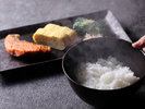 一日のスタートであるご朝食。洋朝食のメニューに、京都ならではのオリジナルメニューで1日に彩りを。