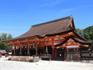 「祇園さん」として古くより親しまれてきた八坂神社。毎年7月には1か月にわたり祇園祭が行われます。