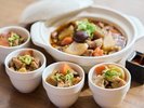 神戸の人気B級グルメ「ぼっかけ」に根菜を加えて食べ応えをアップしたTORIKOオリジナルのぼっかけです。