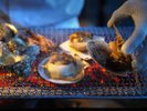 【炭火焼懐石】一例。その日一番美味しい素材を、目の前で炭火焼に。
