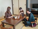 【客室/家族旅】お子様と一緒に育む家族団欒のひととき。