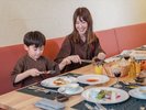 【夕食/家族旅】テーブルマナーをカジュアルに学ぶ、「ラビ育」してみませんか?